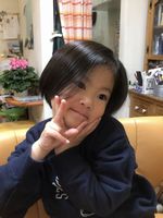 ������s�@���̎q�̃w�A�J�b�g